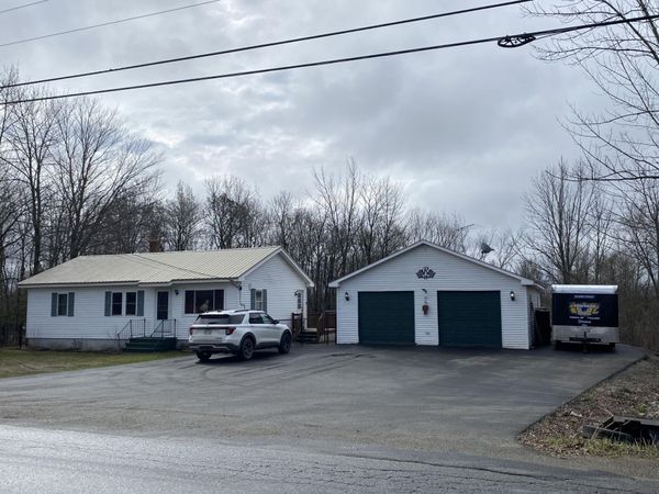 621 Lang Hill Road , Palmyra, ME 04965