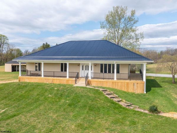 932 Linton Road, Independence, WV 26374