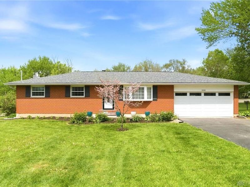 2898 Lantz Road, Beavercreek, OH 45434 Photo 1