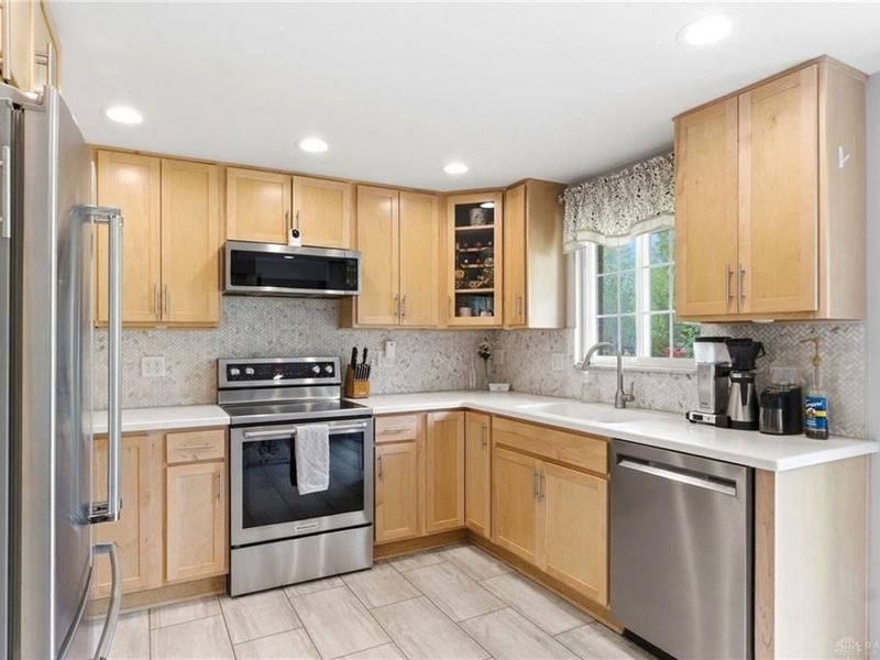 2898 Lantz Road, Beavercreek, OH 45434 Photo 11