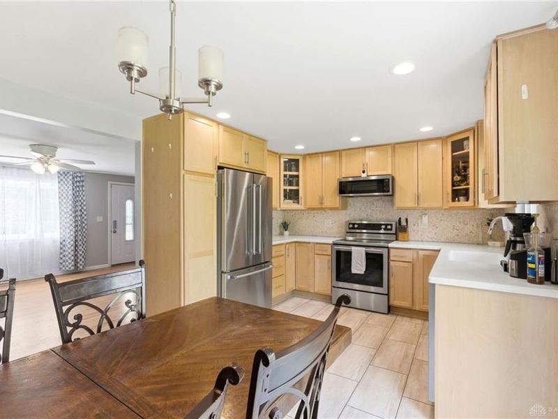 2898 Lantz Road, Beavercreek, OH 45434 Photo 9