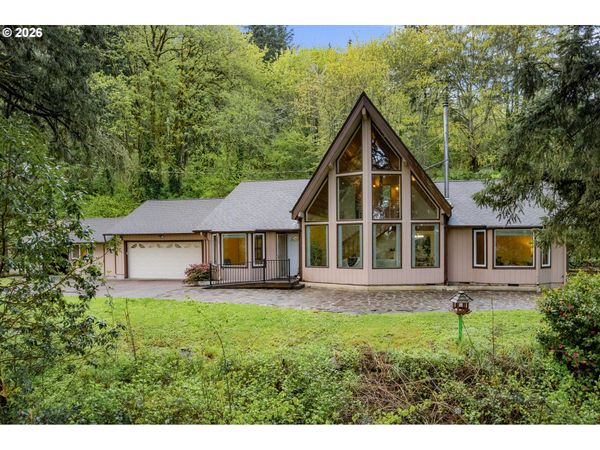 16540 S STONE HILL DR, Molalla, OR 97038