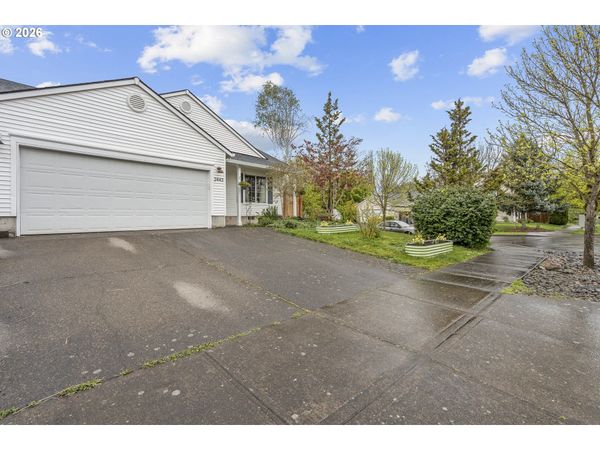 2443 SW TAYLOR DR, McMinnville, OR 97128