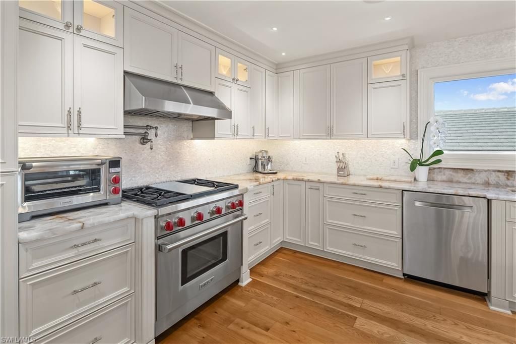 1585 Mullet Ln, Naples, FL 34102 Photo