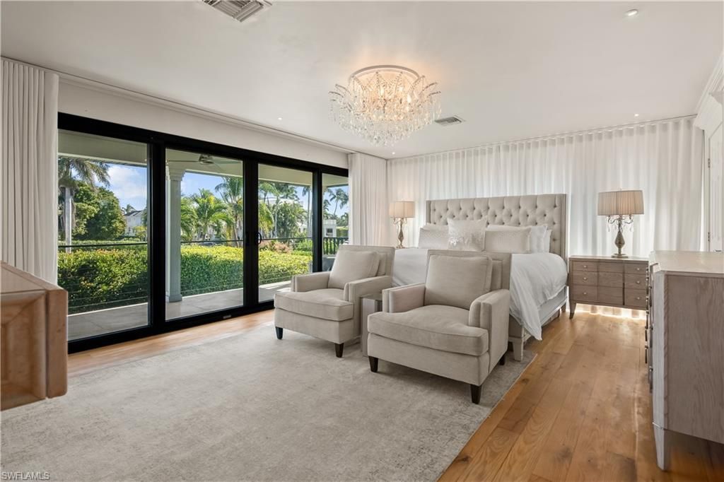 1585 Mullet Ln, Naples, FL 34102 Photo