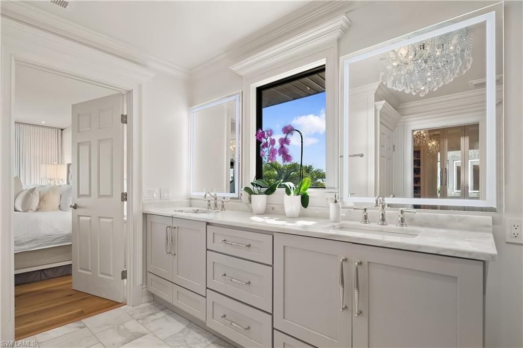 1585 Mullet Ln, Naples, FL 34102 Photo