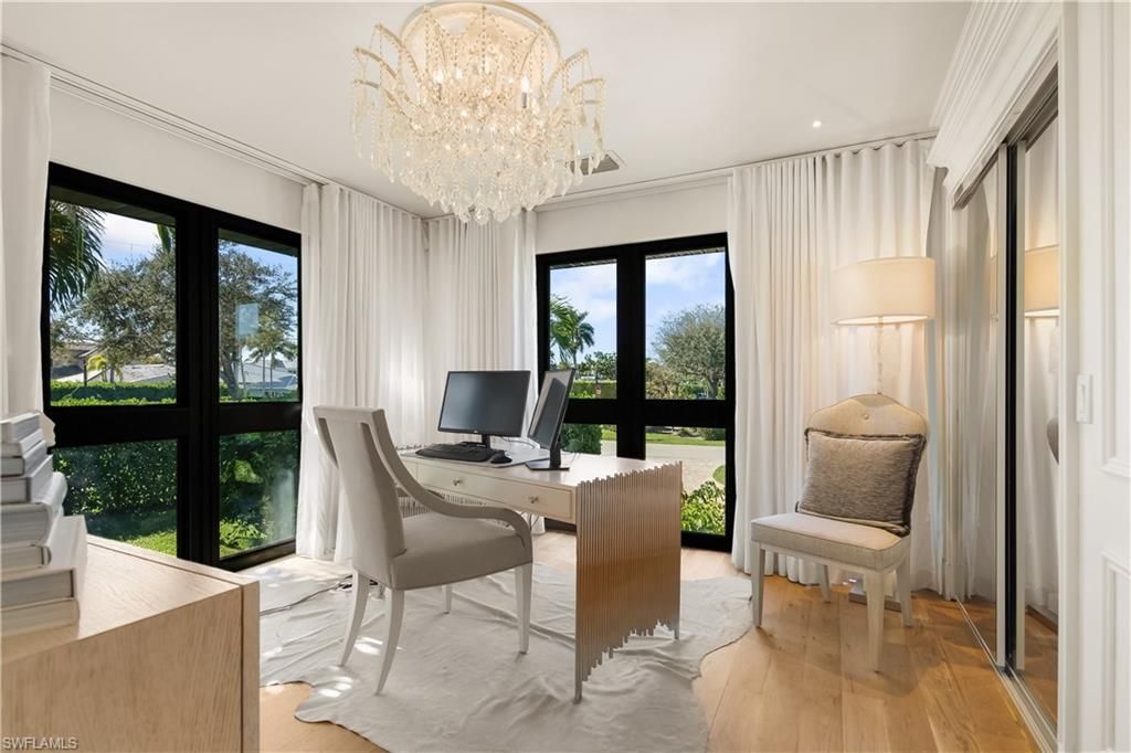 1585 Mullet Ln, Naples, FL 34102 Photo