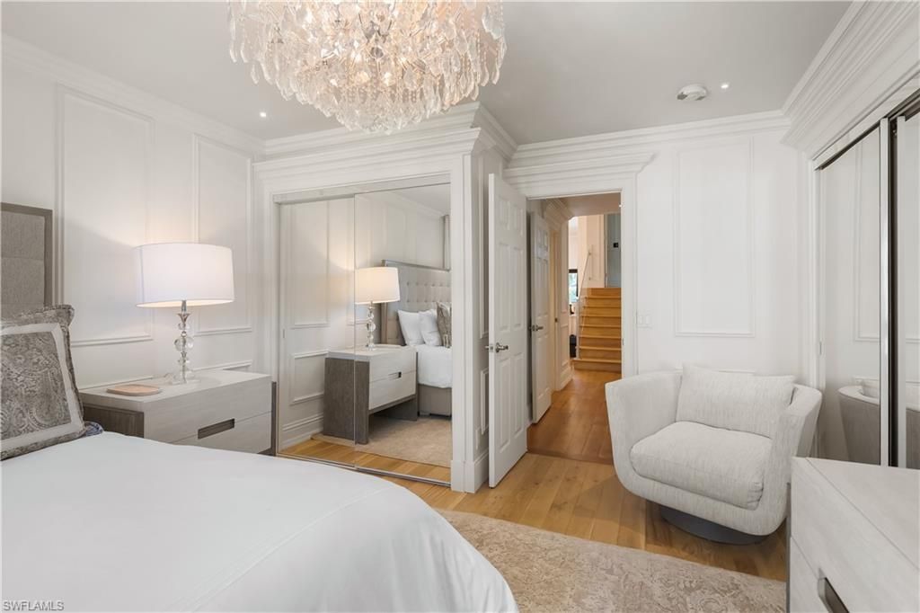 1585 Mullet Ln, Naples, FL 34102 Photo