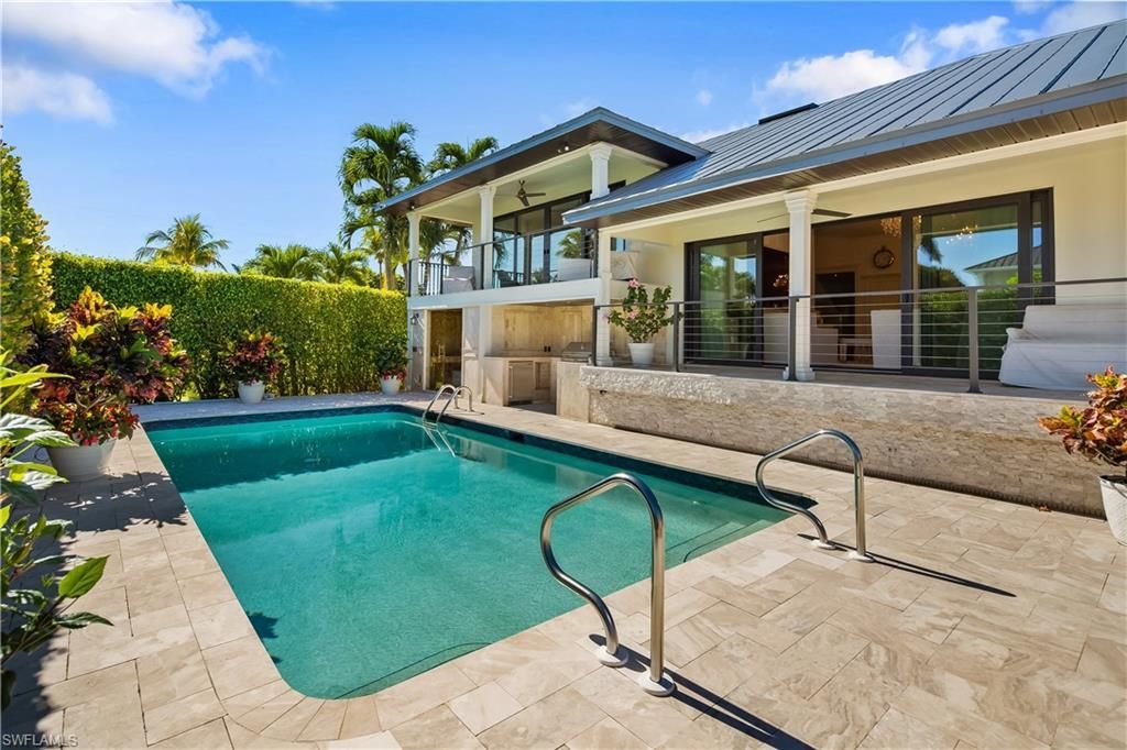 1585 Mullet Ln, Naples, FL 34102 Photo