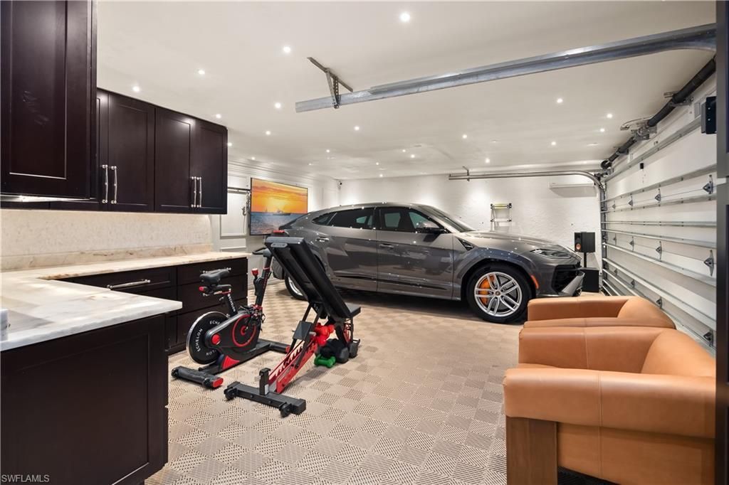 1585 Mullet Ln, Naples, FL 34102 Photo