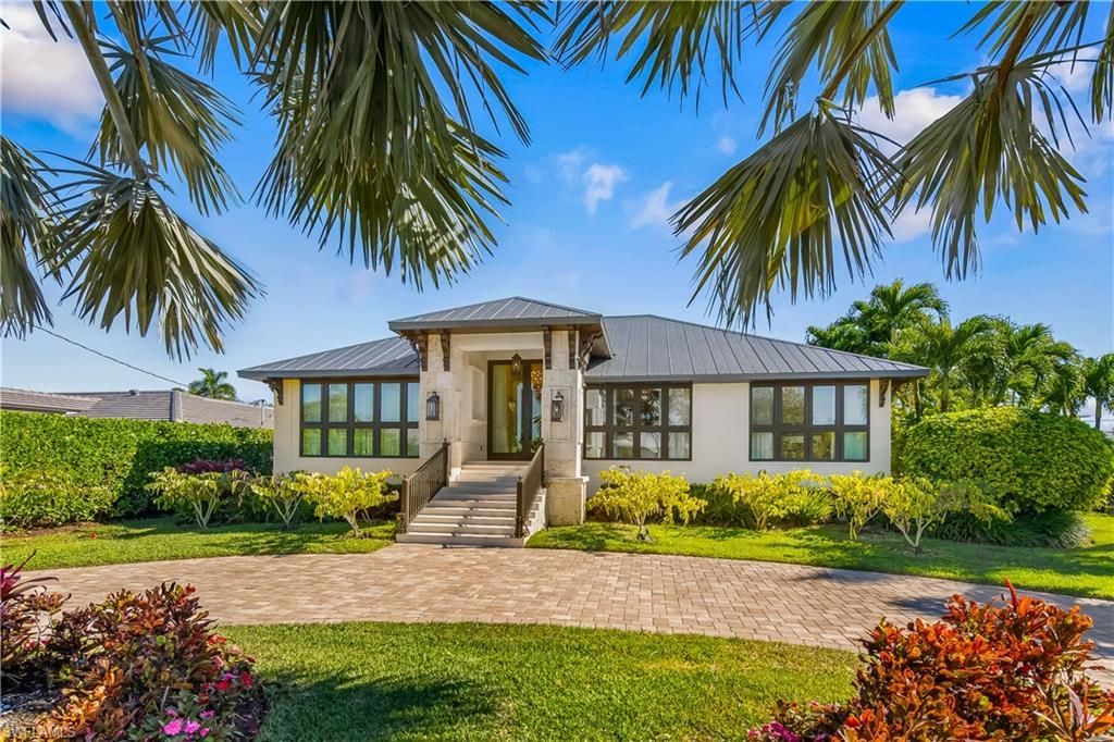 1585 Mullet Ln, Naples, FL 34102 Photo