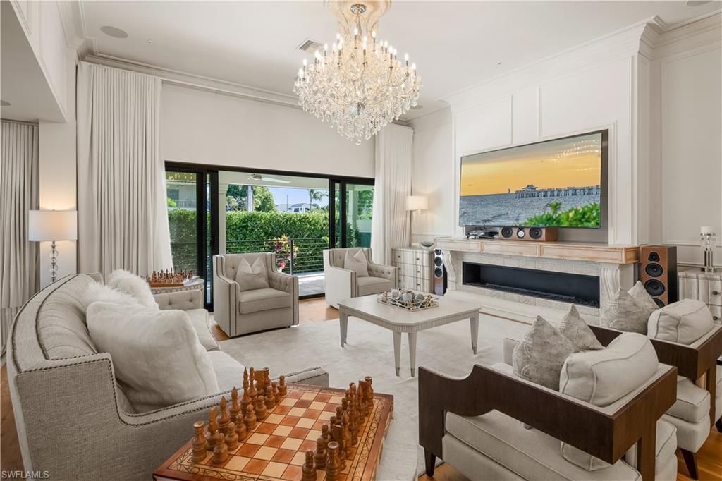 1585 Mullet Ln, Naples, FL 34102 Photo