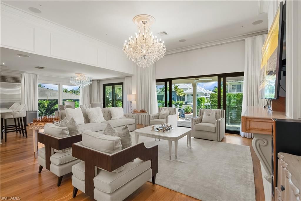 1585 Mullet Ln, Naples, FL 34102 Photo