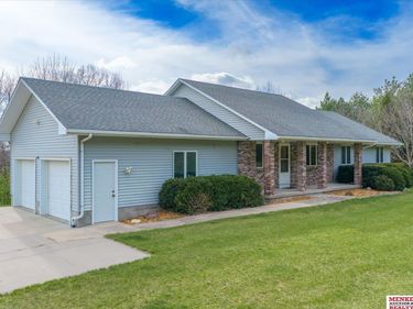 11272 270th Street , Silver City, IA 51571