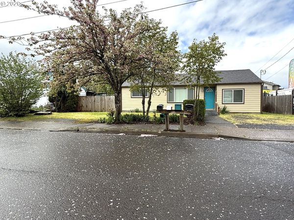 250 44TH ST, Springfield, OR 97478