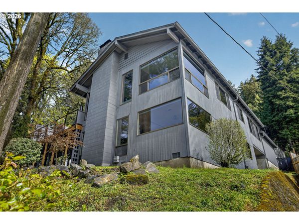 4308 SW CHESAPEAK AVE, Portland, OR 97239