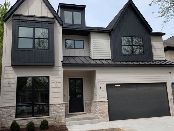 120 N Walnut Street, Elmhurst, IL 60126