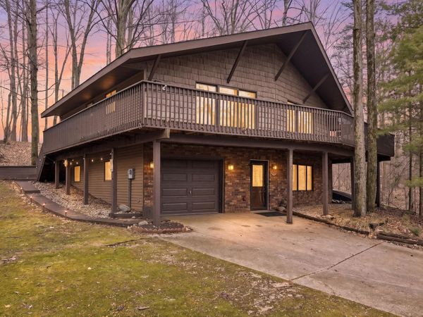 8969 Whispering Lane, Canadian Lakes, MI 49346