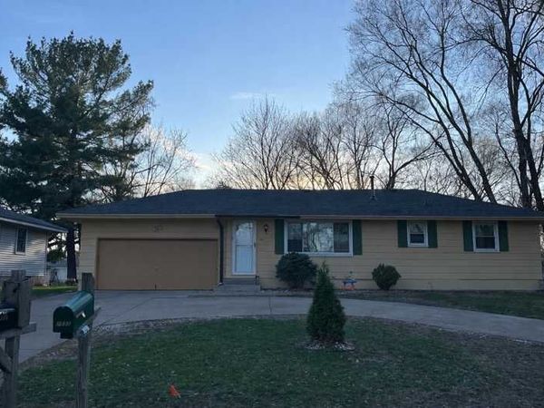 7516 Arthur Street NE, Fridley, MN 55432