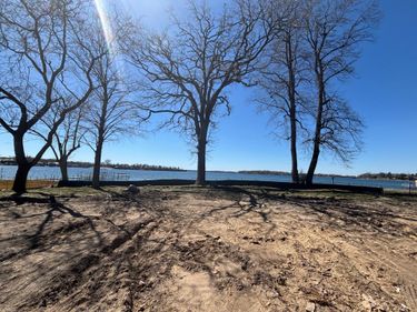 4410 Manitou Road, Tonka Bay, MN 55331