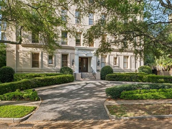 5421 ST CHARLES Avenue, Unit 4B, New Orleans, LA 70115