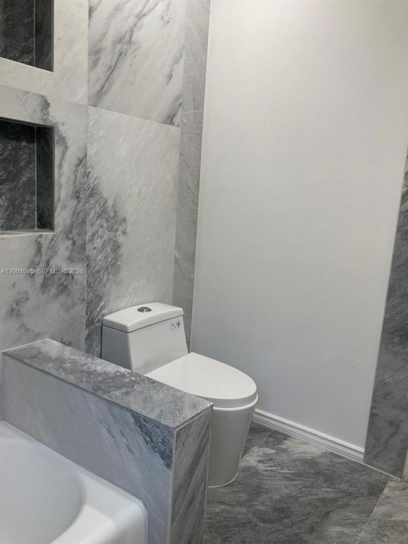 8238 NE 9th Ave , Miami, FL 33138 Photo