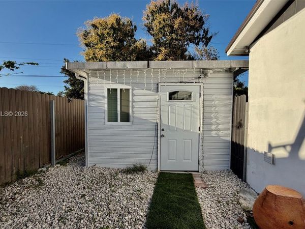 12435 SW 42nd St , Unit 1, Miami, FL 33175