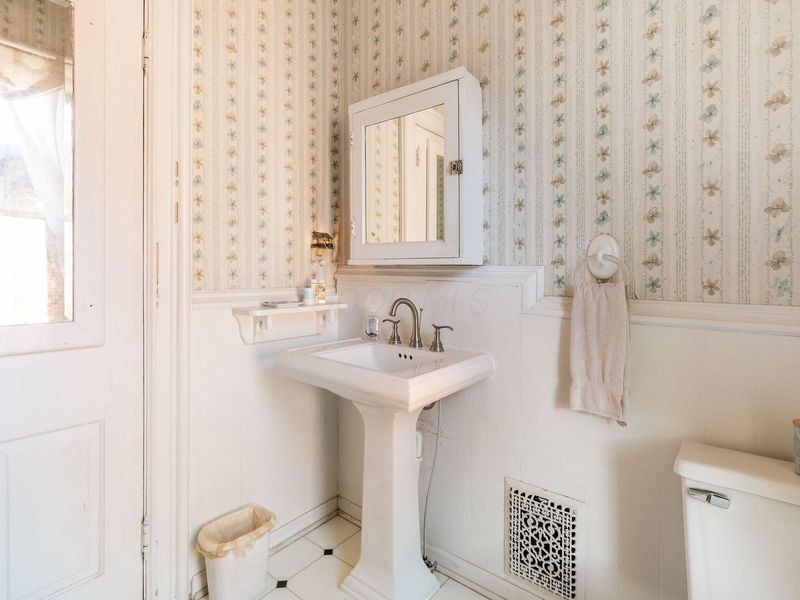 263 N Franklin Street , Delaware, OH 43015 Photo 41