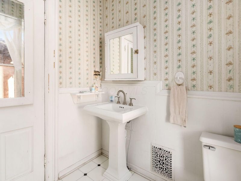 263 N Franklin Street , Delaware, OH 43015 Photo 44