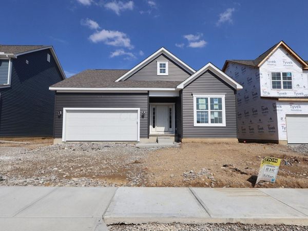 818 Hilton Drive, Reynoldsburg, OH 43068