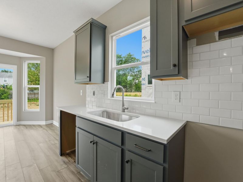 818 Hilton Drive, Reynoldsburg, OH 43068 Photo 10