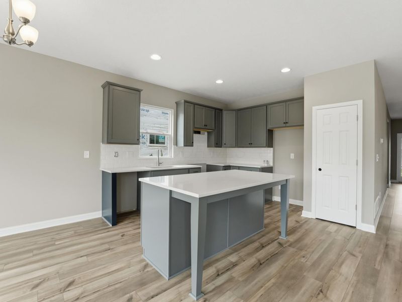 818 Hilton Drive, Reynoldsburg, OH 43068 Photo 13