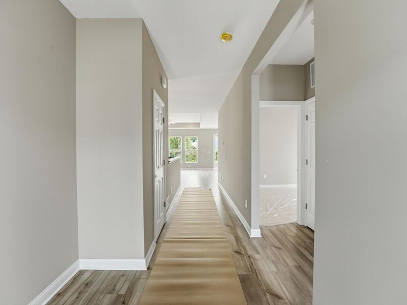818 Hilton Drive, Reynoldsburg, OH 43068 Photo 14