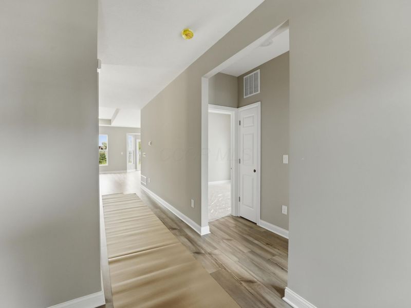 818 Hilton Drive, Reynoldsburg, OH 43068 Photo 16