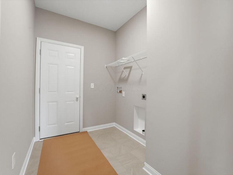 818 Hilton Drive, Reynoldsburg, OH 43068 Photo 24