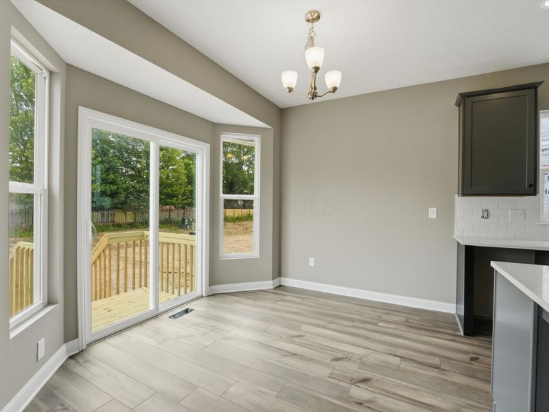 818 Hilton Drive, Reynoldsburg, OH 43068 Photo 6