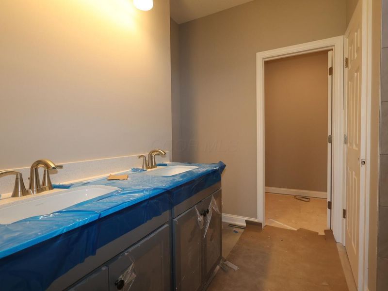 818 Hilton Drive, Reynoldsburg, OH 43068 Photo 8