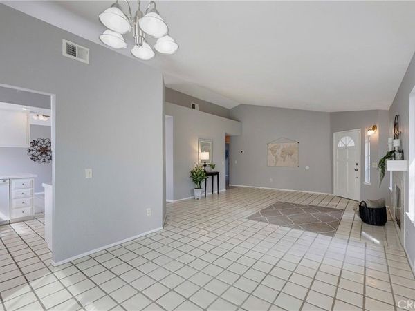 11486 Cardiff Lane, Loma Linda, CA 92354