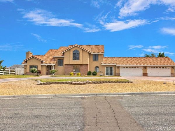 27655 River Rock, Helendale, CA 92342