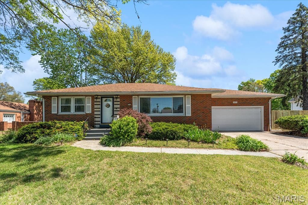 4028 Maryville Road, Granite City, IL 62040 Main Photo