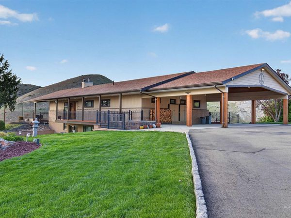 7777 N Pierce Park Rd., Boise, ID 83714