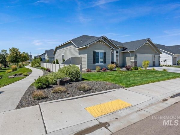5333 N Adale Ave, Meridian, ID 83646