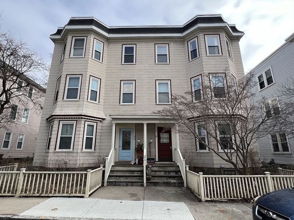38 Goldsmith St, Unit 3, Boston, MA 02130