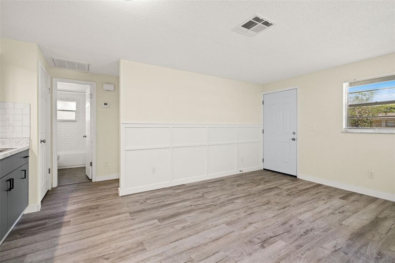 5931 13th Street, Zephyrhills, FL 33542 Photo