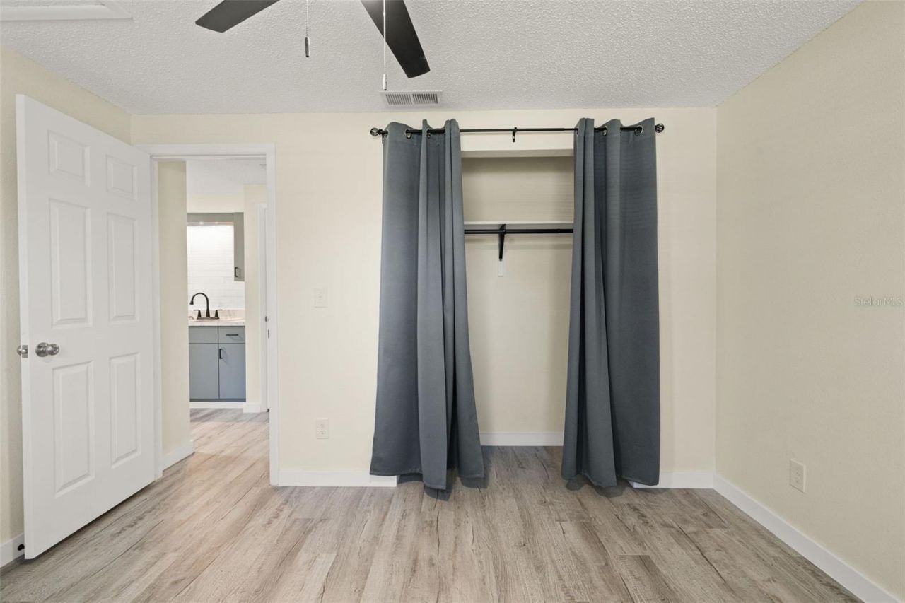 5931 13th Street , Zephyrhills, FL 33542 Photo