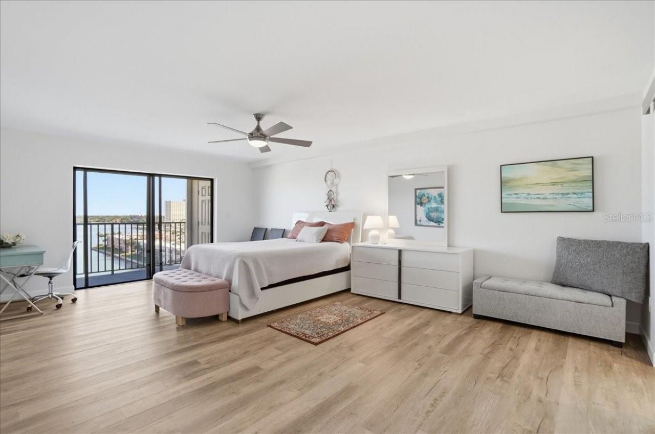 7300 Sun Island Drive S, Unit 905, South Pasadena, FL 33707 Photo
