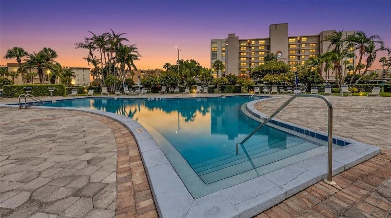 7300 Sun Island Drive S, Unit 905, South Pasadena, FL 33707 Photo