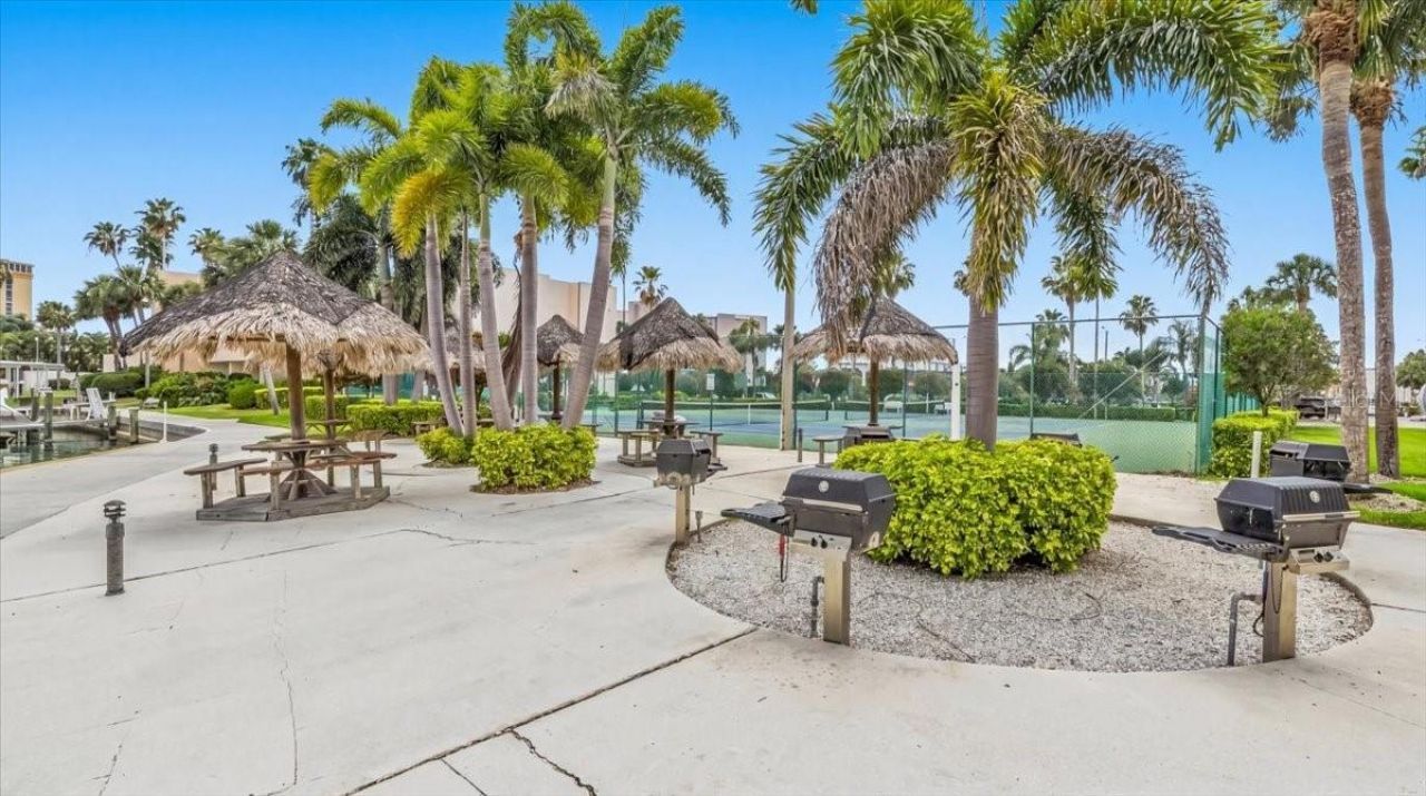 7300 Sun Island Drive S, Unit 905, South Pasadena, FL 33707 Photo