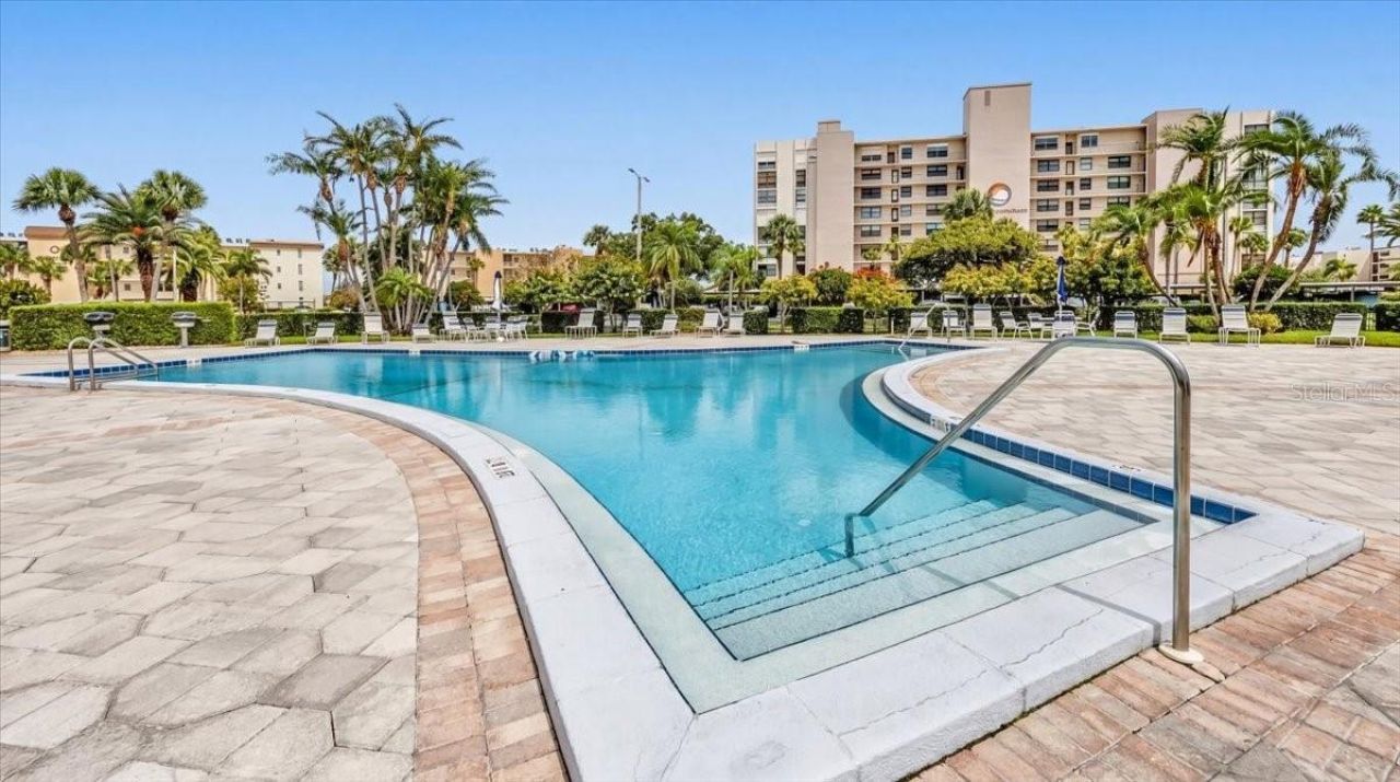 7300 Sun Island Drive S, Unit 905, South Pasadena, FL 33707 Photo
