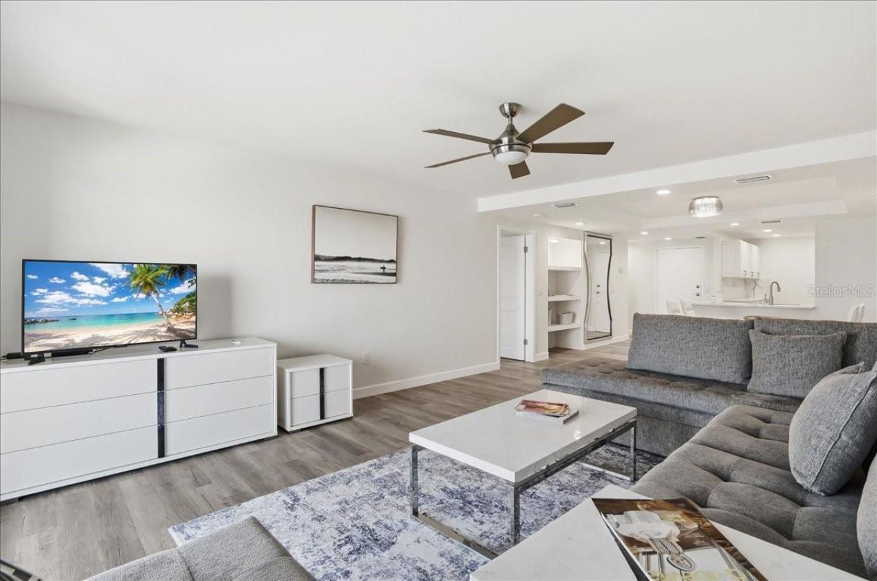 7300 Sun Island Drive S, Unit 905, South Pasadena, FL 33707 Photo